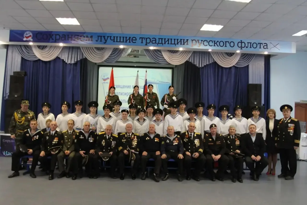 Сегодня – День Военно-Морского Флота!

В Тюменской области около пяти с половиной тысяч военных моря