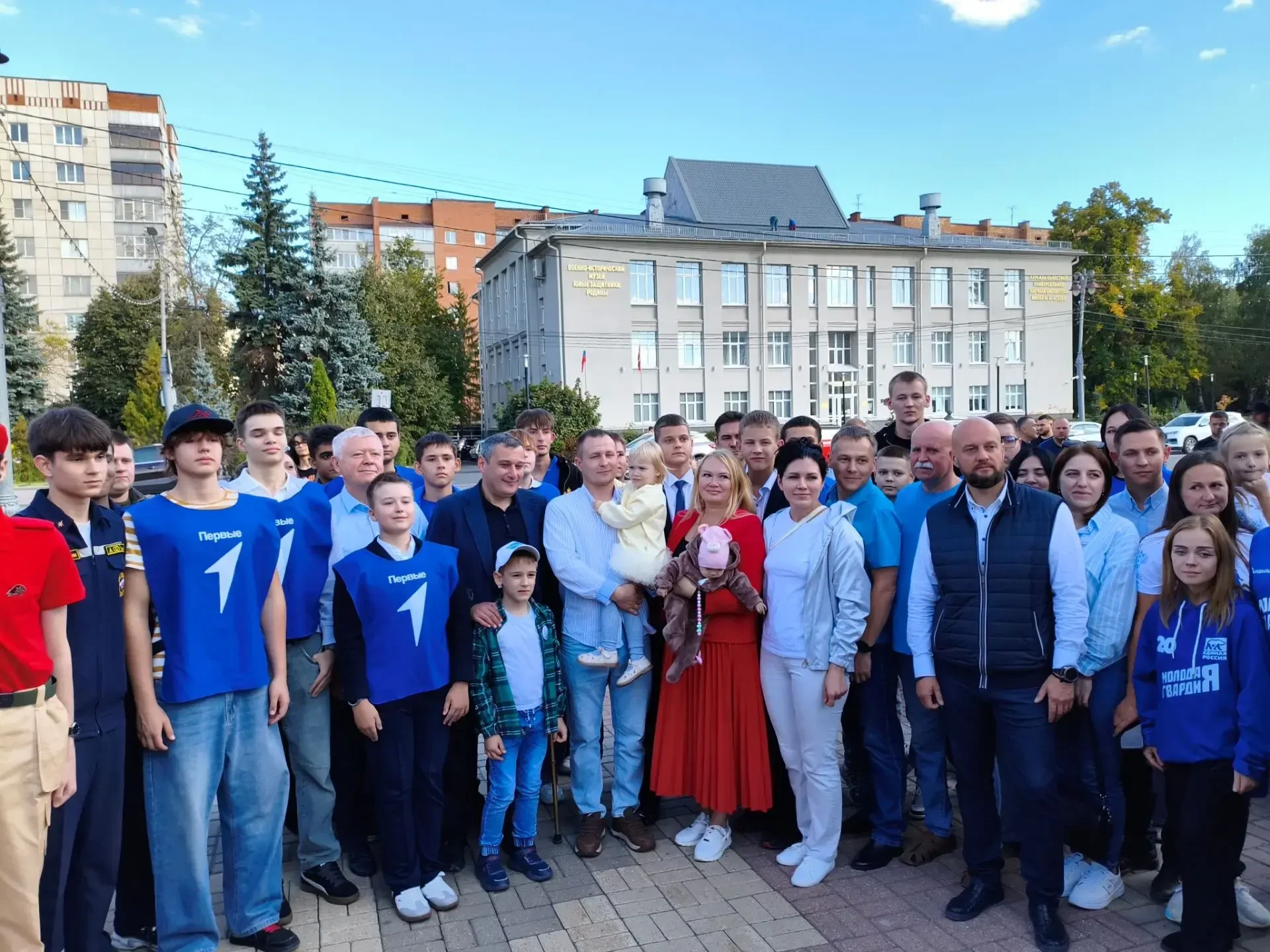 🌳 В Курске продолжают благоустраивать улицу Ленина