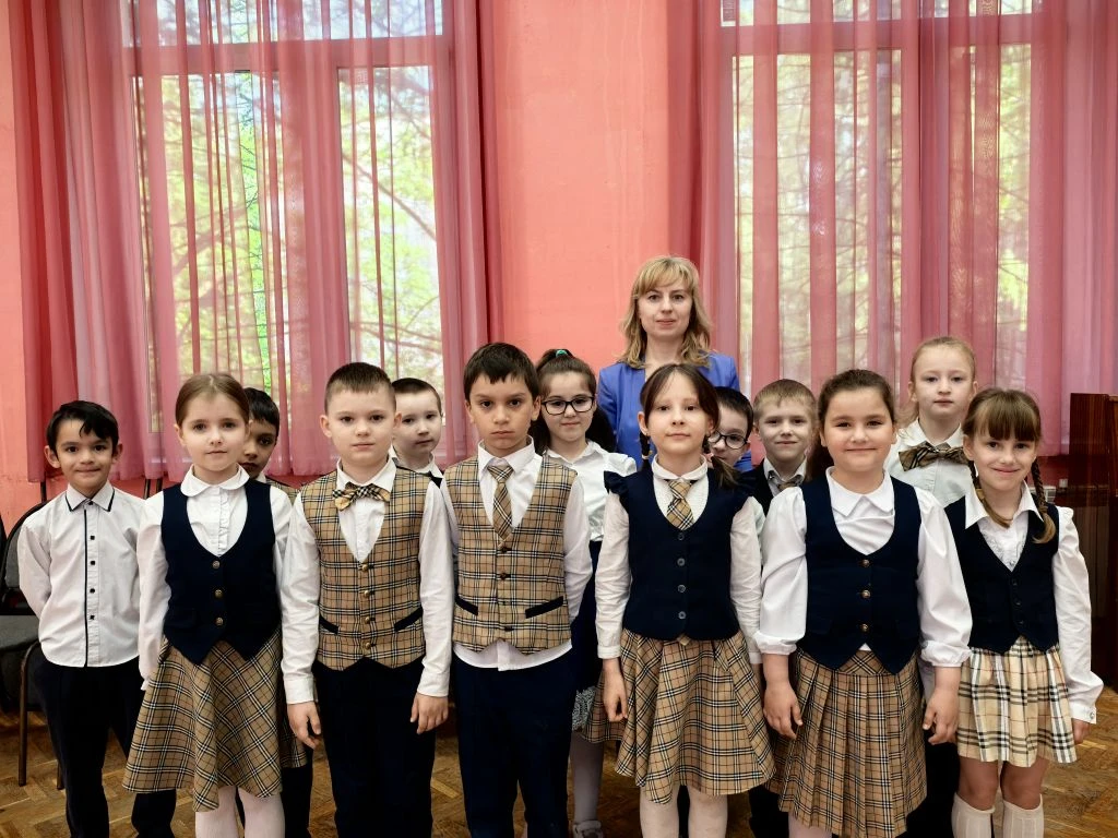 🏫Новая учебная неделя в МАОУ СОШ №10!  🤩Сегодня в стенах нашей школы стартовала новая учебная неделя