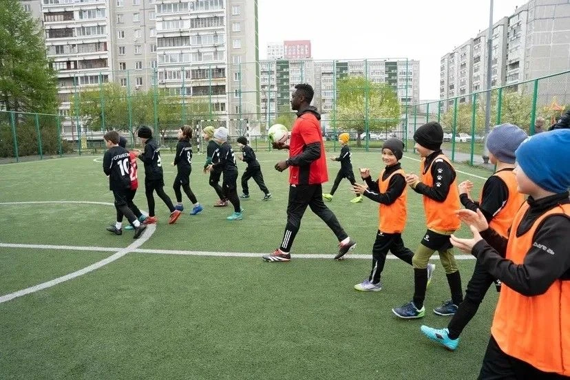 ⚽️В Чкаловском районе прошел футбольный турнир, приуроченный к Международному дню защиты детей, на п