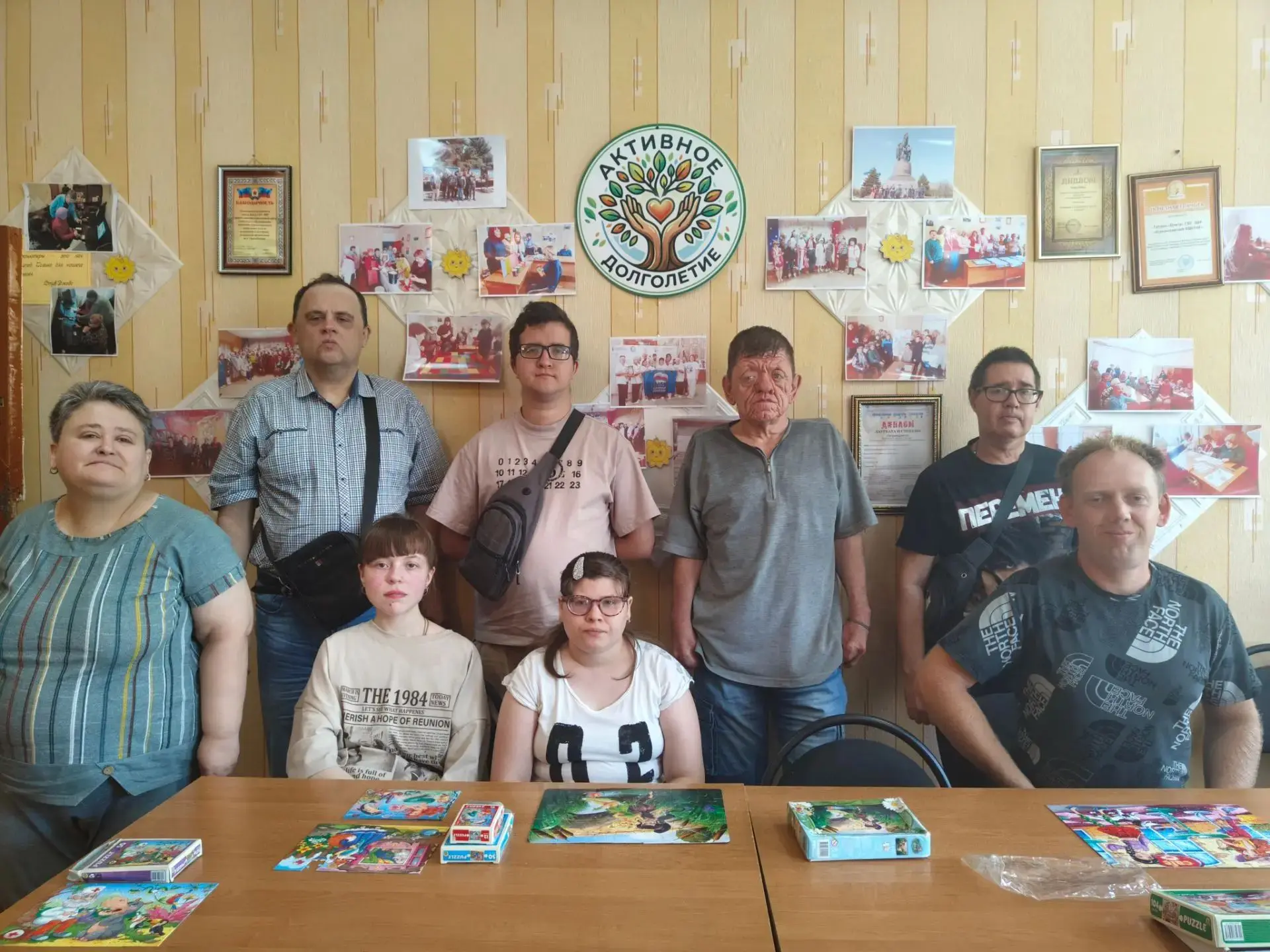 Тепло, забота и новые знания: как прошло занятие в кругу друзей🧩❤️

30 июля в Краснодонском "КЦСОН"