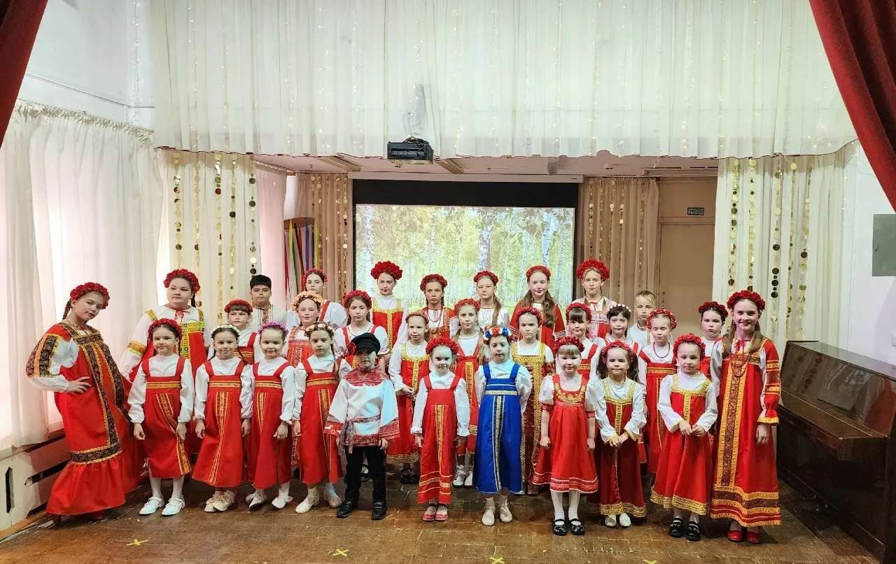 26 мая прошел отчетный концерт коллектива «Народное пение Жар-птица!», под руководством...