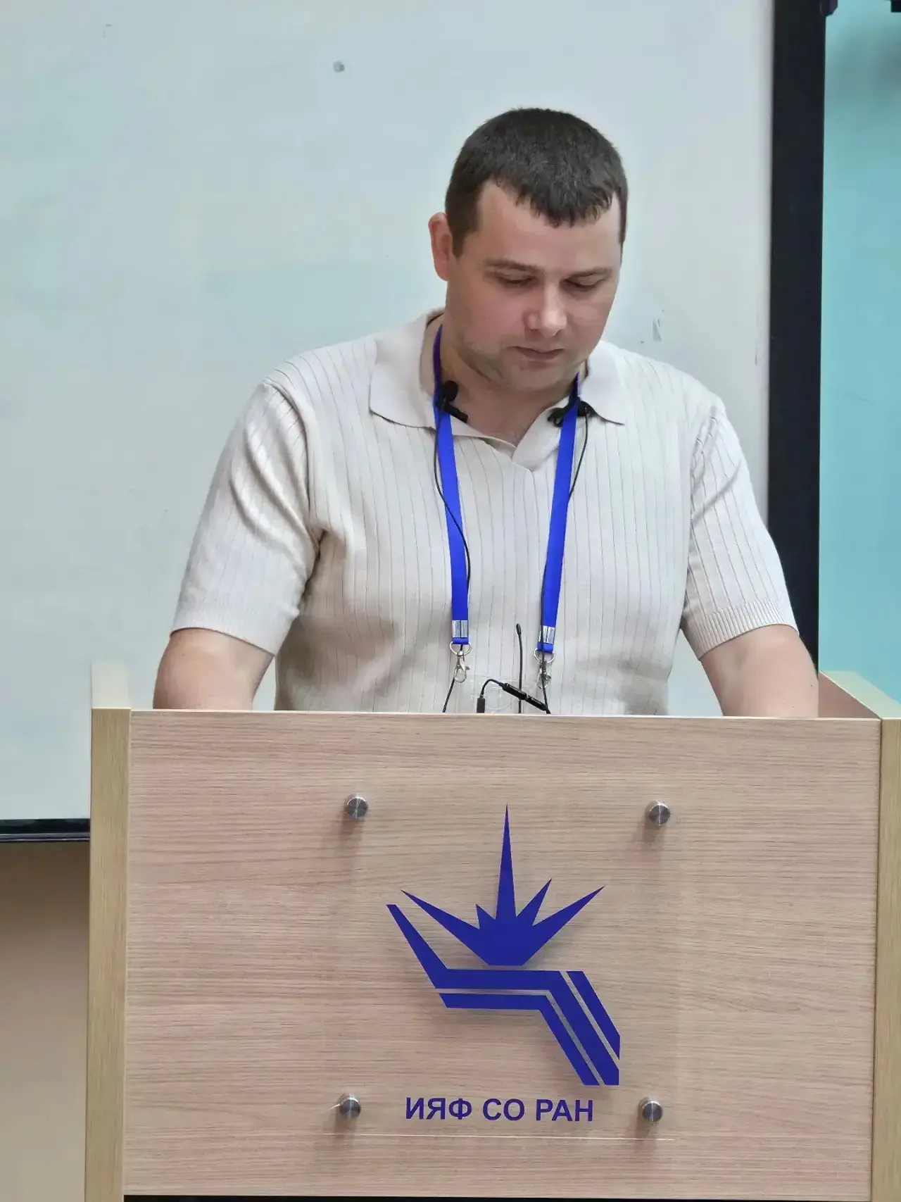 Поздравляем сотрудников ИЯФ СО РАН Ивана Овтина, Сергея Сальникова и Евгения Коваленко с успешными з