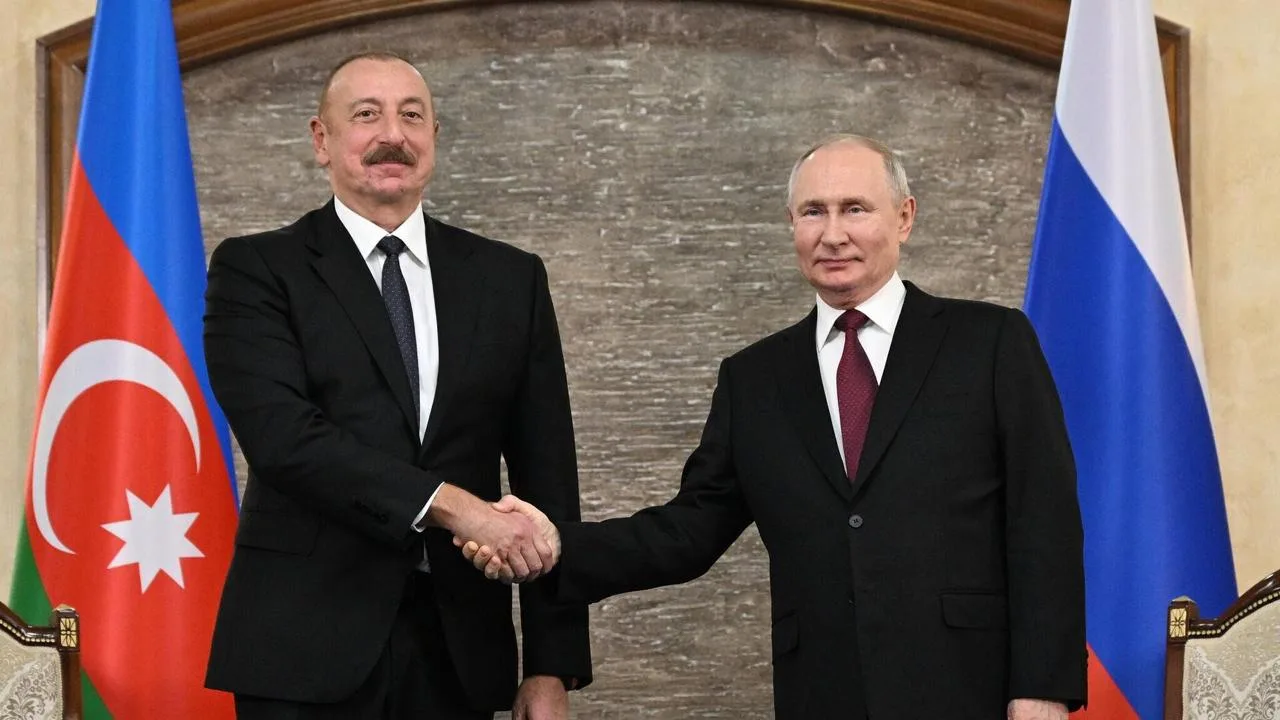 🇦🇿 #Азербайджан Алиев поздравил Путина и всех россиян с Днём России. Президент Азербайджана подчер