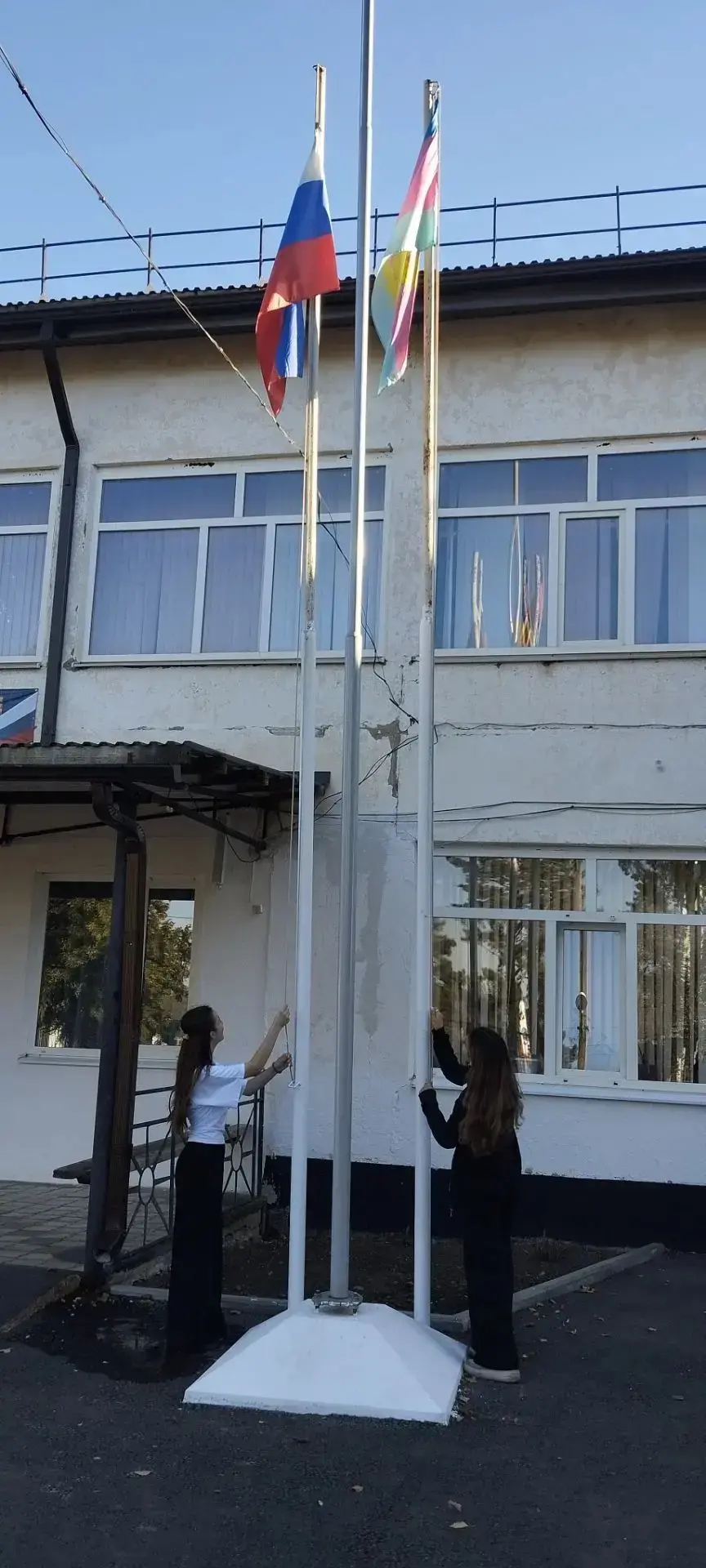 🇷🇺 Новая рабочая неделя — с добрых традиций!