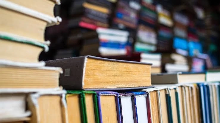 📚 Книги начали спасать от ИИ-лабораторий