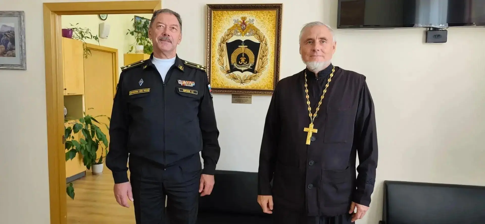 🕊🇷🇺 Клирик домового храма святых равноапостольных Мефодия и Кирилла иерей Аркадий Бо...