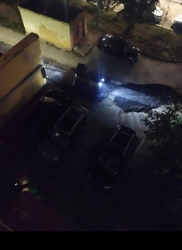 Соседка Татьяна пишет, что вчера вечером на Маршала Чуйкова, 11-2, начали укладывать ас...