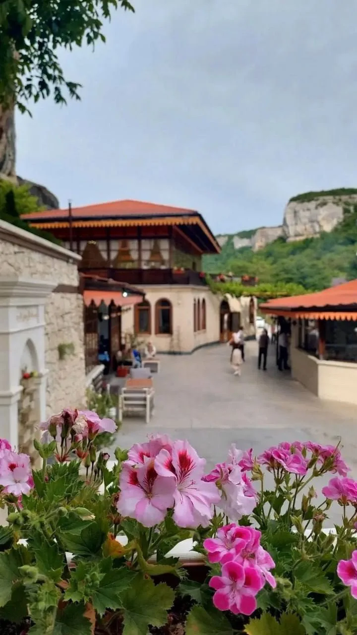 🧡 Очаровательные улочки Бахчисарая.