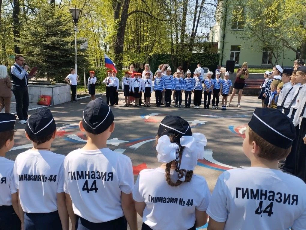 🇷🇺🔥 «Зарничка» — школа мужества и командного духа 8 мая ученики 3А класса (1 корпус, кл. руководител