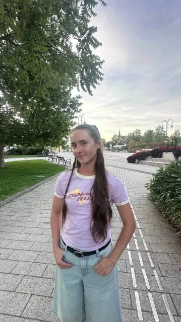 Студенты Института экологии — Елизавета Климина, Алина Назмиева и Екатерина Бенюк