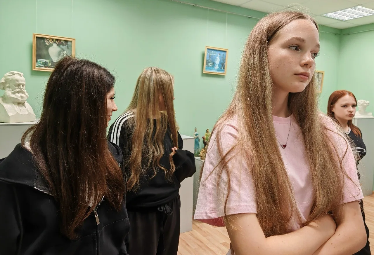 В Арбажском  краеведческом музее  для учащихся средней школы  была проведена экскурсия ...
