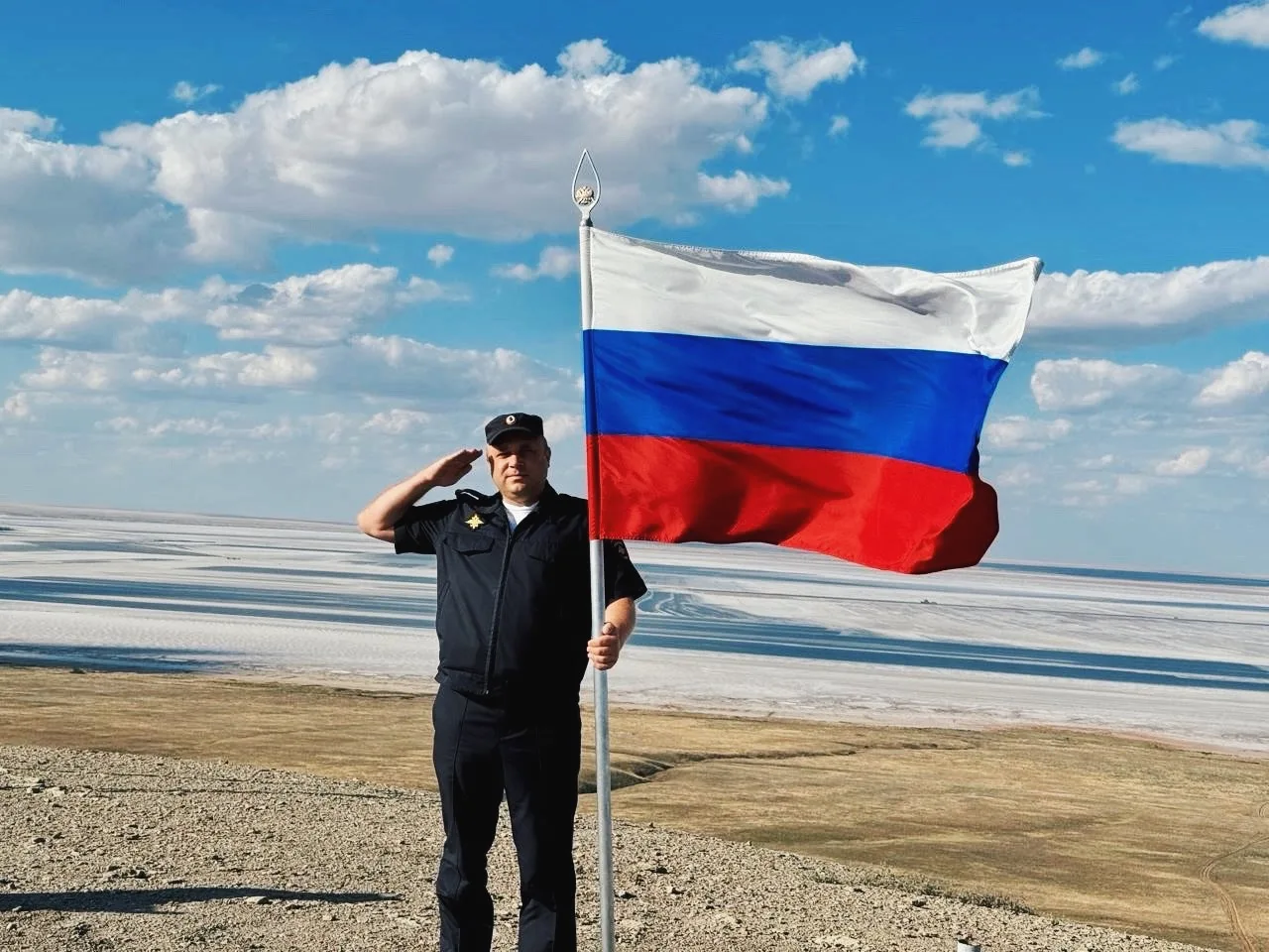 Завершаем нашу онлайн-акцию «Моя полиция — моя Россия» 🇷🇺 

Большинство голосов и звание победител