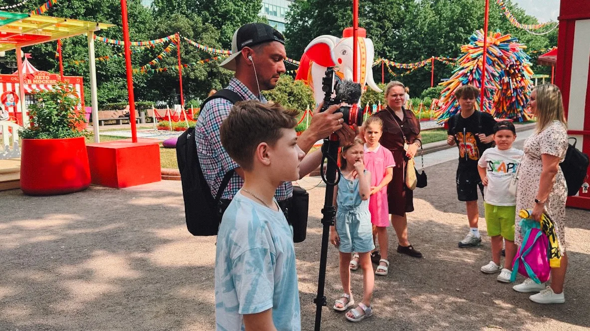💯 медиастарт 

В этом учебном году ученик 8Б класса Дементий стал победителем Городской научно-прак
