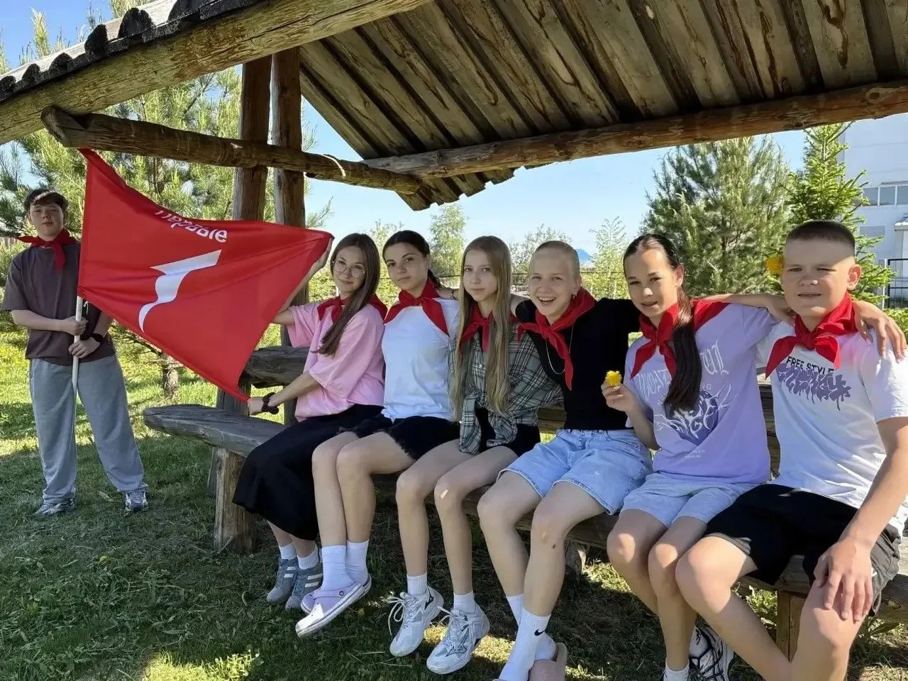 ☀️ Июнь продолжается, и вот чем живут пришкольные лагеря Томской области