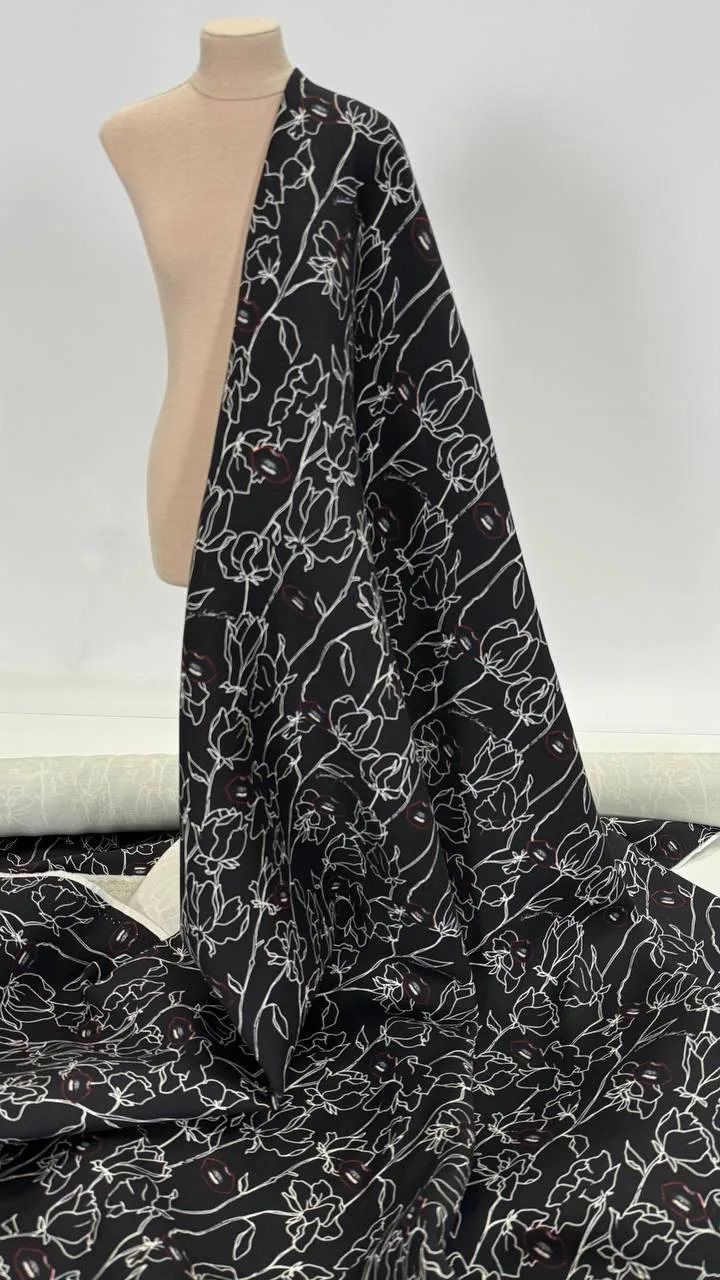 Костюмно-плательная шерсть с шелком Valentino. 👌