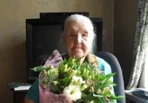 Людмила Крутикова-Абрамова (23 сентября 1920 - 2 октября 2017), советский и российский ...