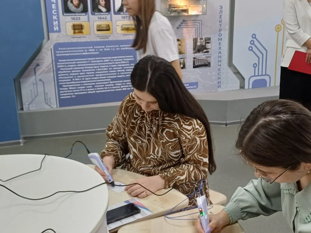 ✨ ДЕКАДА МОЛОДОГО СПЕЦИАЛИСТА СТАРТОВАЛА!  11 марта в округе прошло открытие декады «Старт в будущее