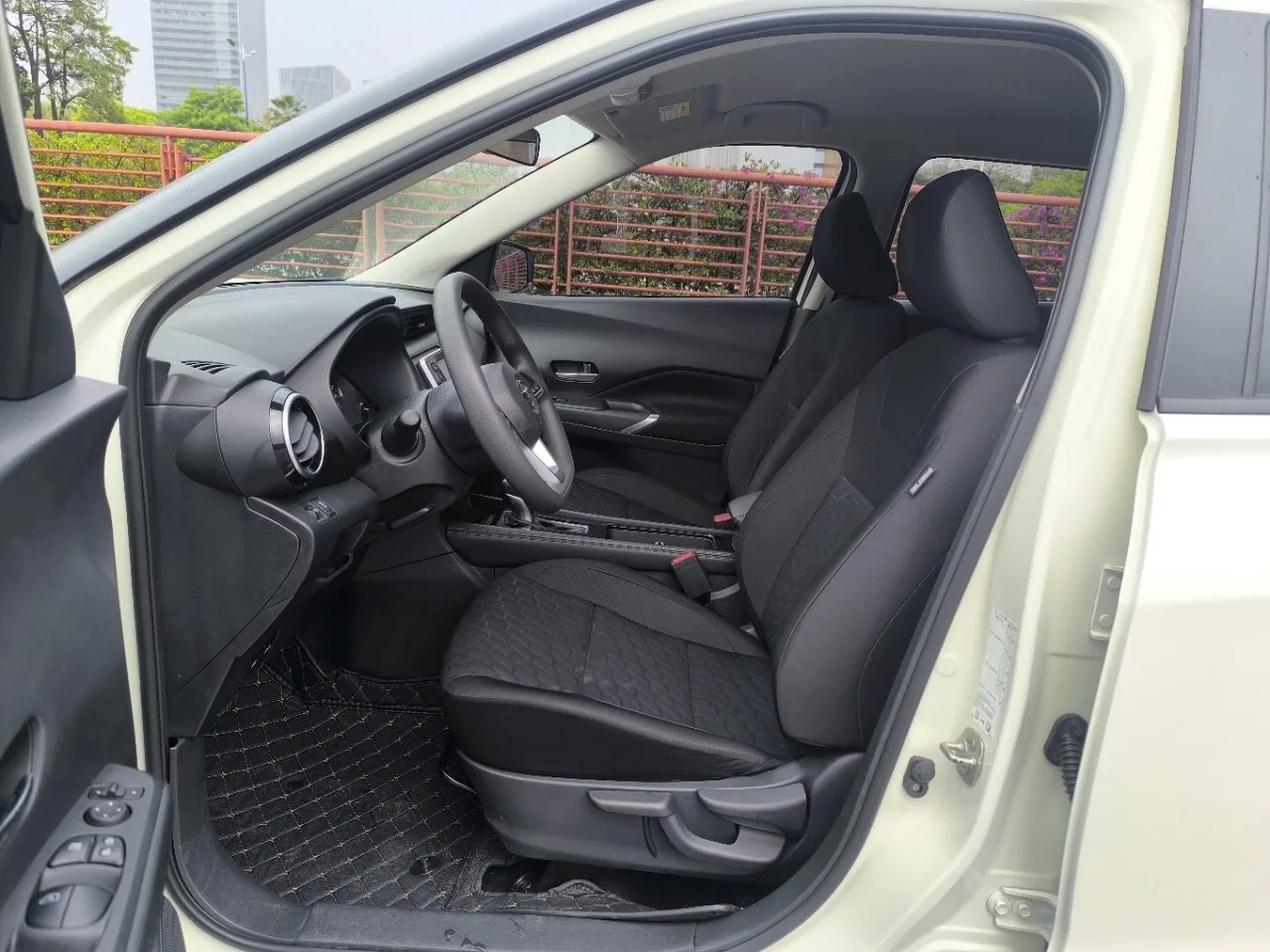 Nissan Kicks 1.5L CVT XL Fashion Edition (2022) 🚗  В наличии в Китае 🇨🇳  📍 Стоимость под ключ до Вла
