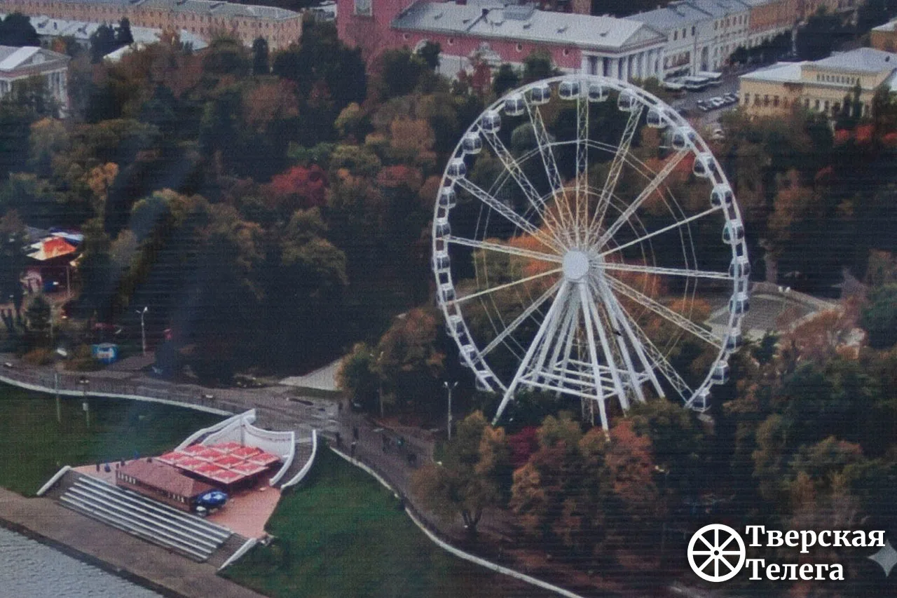 🎡 Зреет новое колесо   В горсаду кипит работа. На площадку уже привезли первые элементы конструкции,