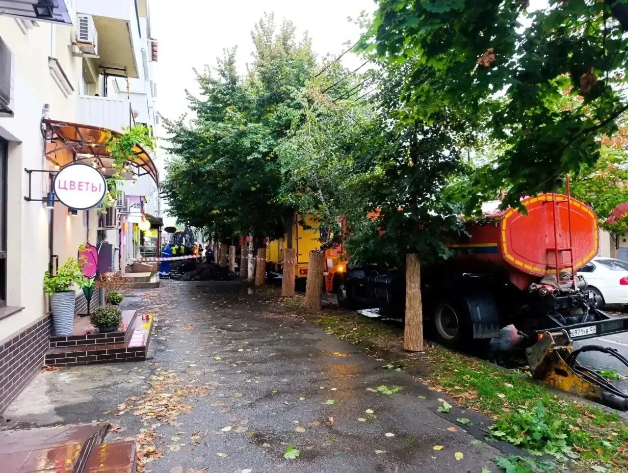Разрыв трубопровода произошел на Комсомольской, 55 в Краснодаре