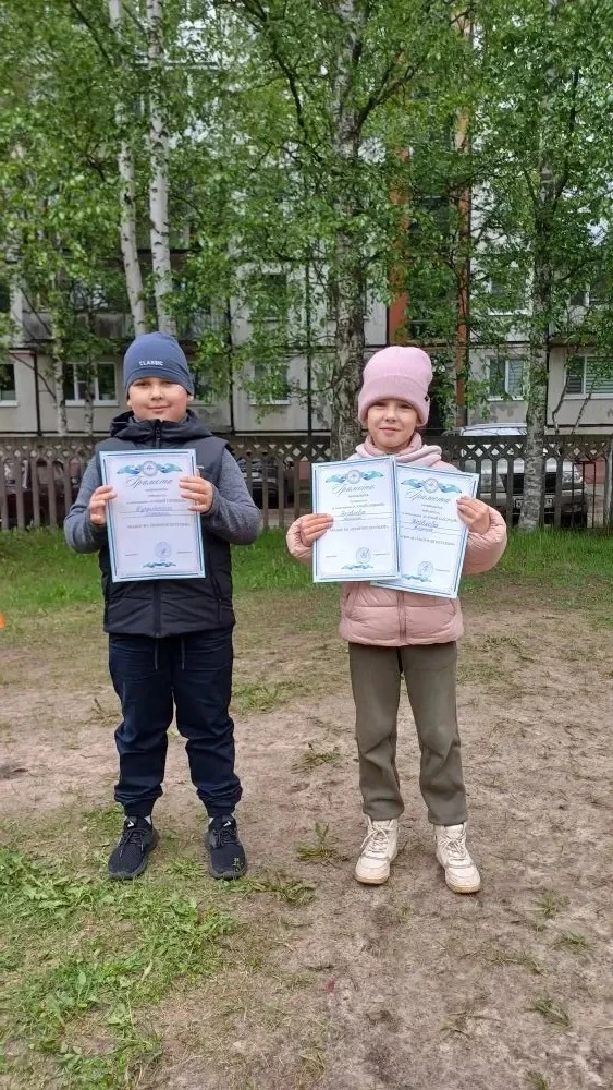 В  нашем детском саду прошли захватывающие соревнования на ловкость, силу и скорость. �...