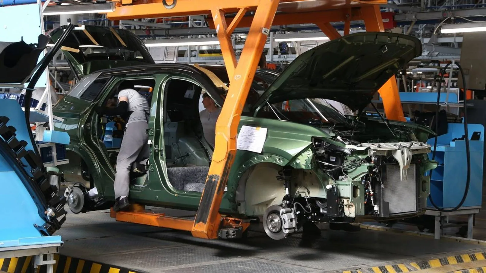 «АвтоВАЗ» выбрал поставщика батарей для гибридного кроссовера