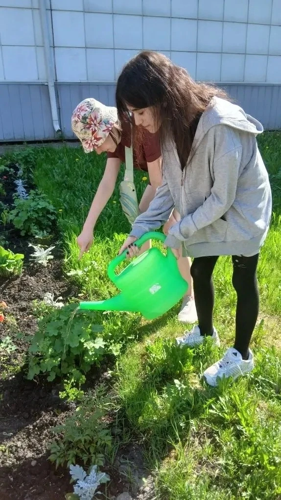 #СОБЫТИЯ_55

🌿 Восьмой день в лагере «Алые» прошел в привычном ритме, хотя наша команда и работала 