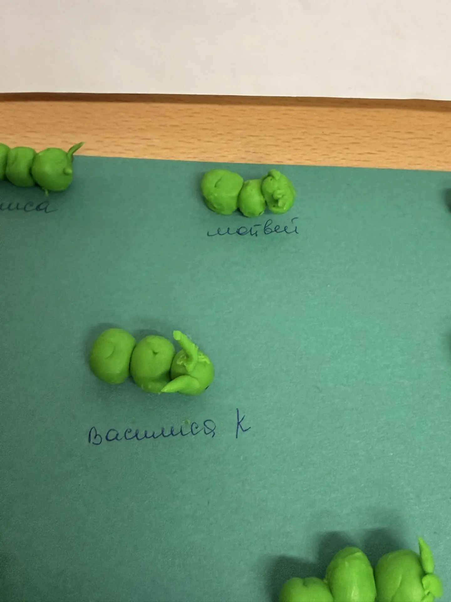 Поделочки из садика 💚 Похожа на гусеницу 🐛?