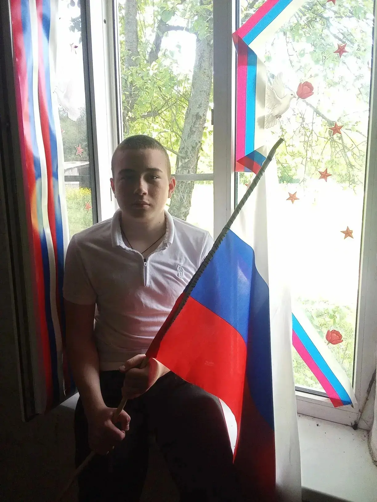 Акция " Окна России". Дзюбин Егор, , 7  класс.

#ДвижениеПервых
#ОкнаРоссии
#ДеньРоссии