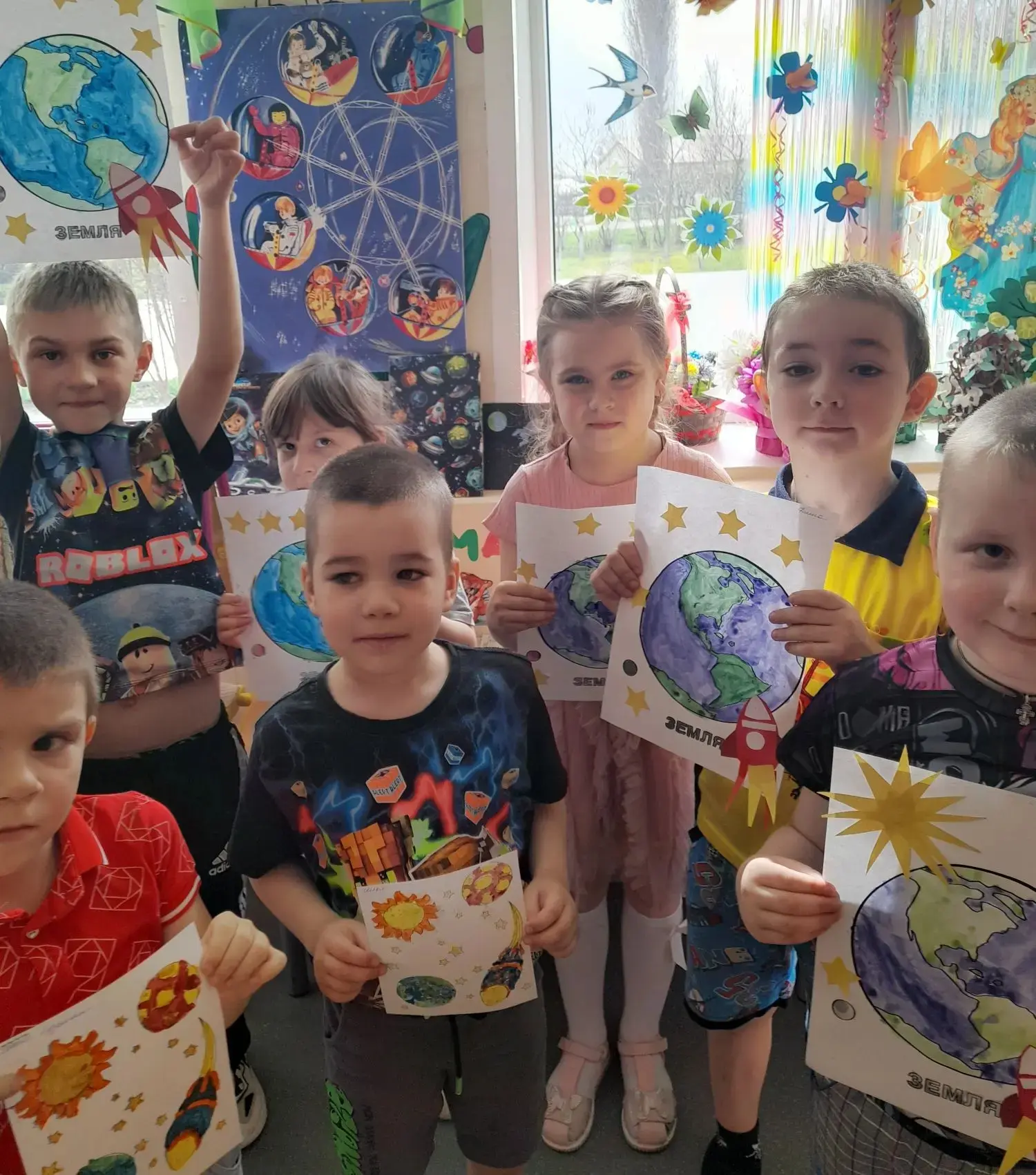 Этот загадочный космос.                        В разновозрастной группе детского сада вся неделя был