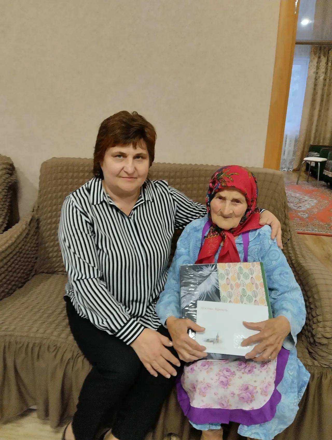 🇷🇺 Тёплые поздравления и слова глубокой благодарности — в адрес труженицы тыла!