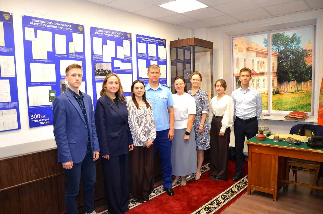#кадры #профессияПрокурор
🇷🇺👮👍 В прокуратуре Кировской области состоялись учебные занятия по пов