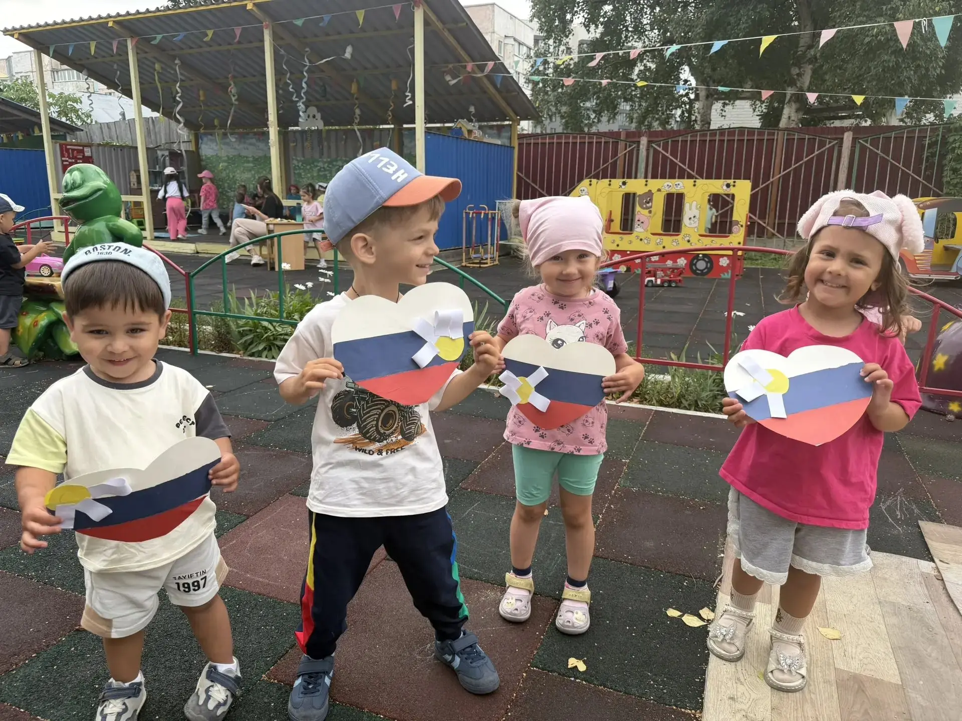 🇷🇺 Сердцем к флагу!