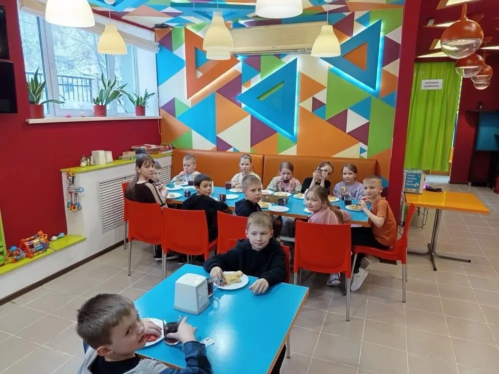 🥞 ГОТОВИМ ВМЕСТЕ 🥞   🤩 Учащиеся 2 «Е» класса вместе с классным руководителем побывали на выездном ма