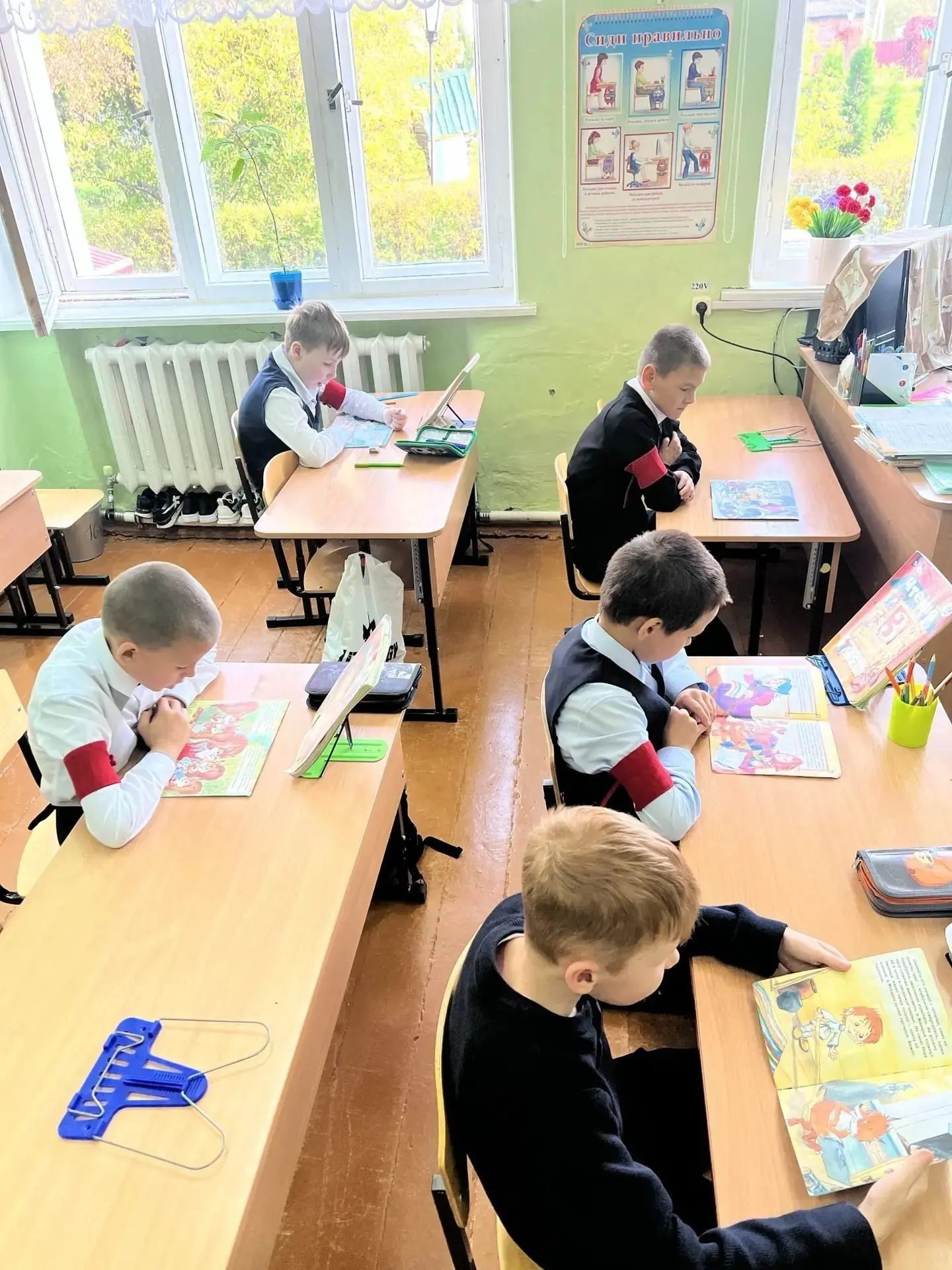 28 сентября в стенах нашей школы прошли занятия «Разговоры о важном», посвящённые нравс...
