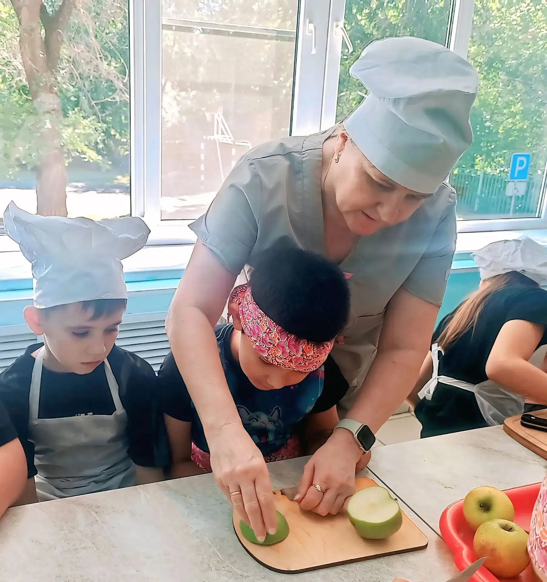 🍡 Фруктовое канапе: вкусно, красиво и полезно! 

В Центре прошёл кулинарный праздник — Мастер-класс