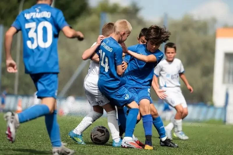 ⚽ В Чертаново учёбу подстроили под футбол