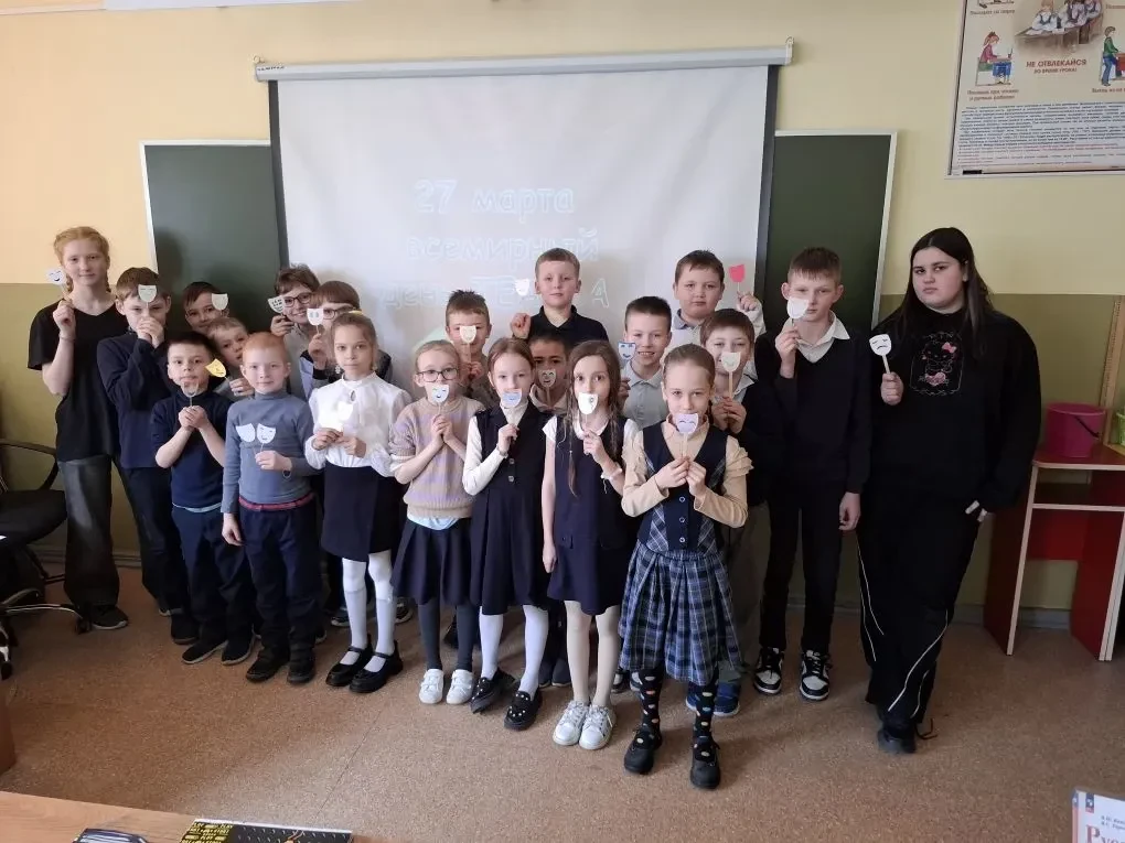 🎭 27 марта — Международный день театра! 🎭 В преддверии праздника куратор Движения Первых Елена Мицке