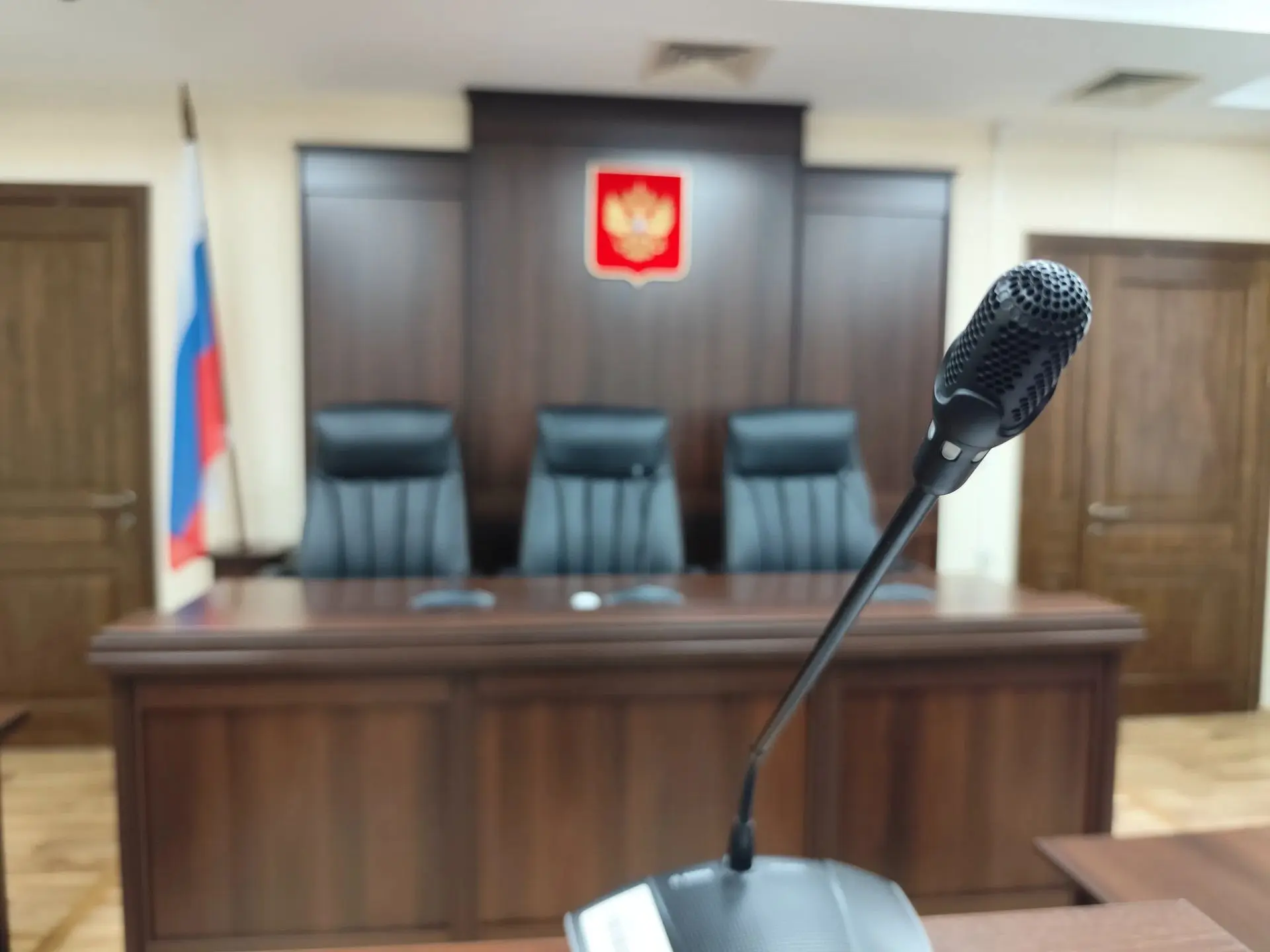 Иркутск: за незаконное лишение свободы несовершеннолетних осужден местный житель