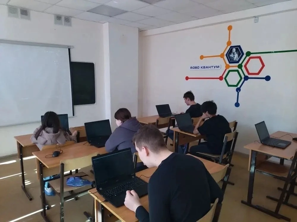 В дни весенних каникул учащиеся Сызранского филиала посетили СП ЦВР ГБОУ лицей, где продолжается про
