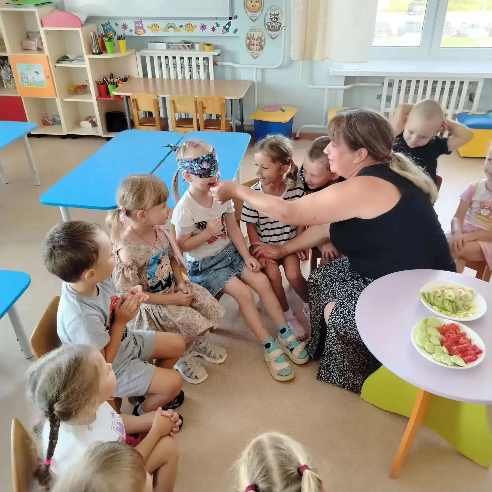 В средней группе «Фантазеры» 👧 прошла увлекательная дидактическая игра «Угадай на вкус...