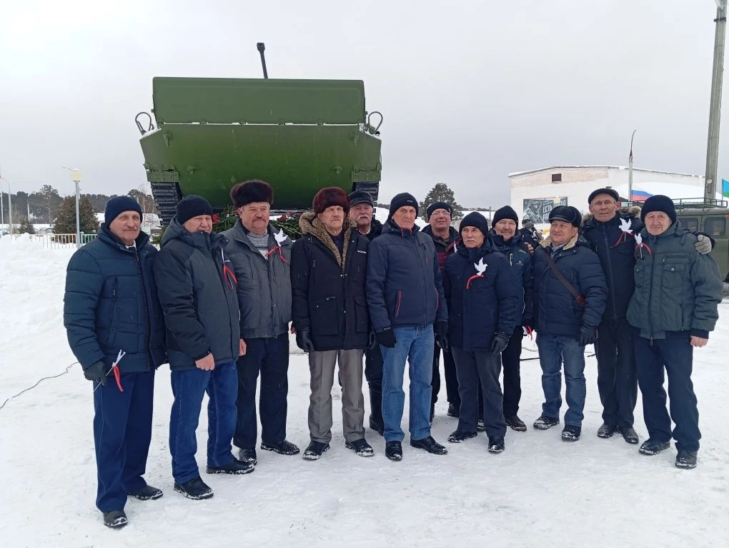 Сегодня, 15 февраля, в Кизнерском районе прошел  митинг, посвященный выводу советских в...
