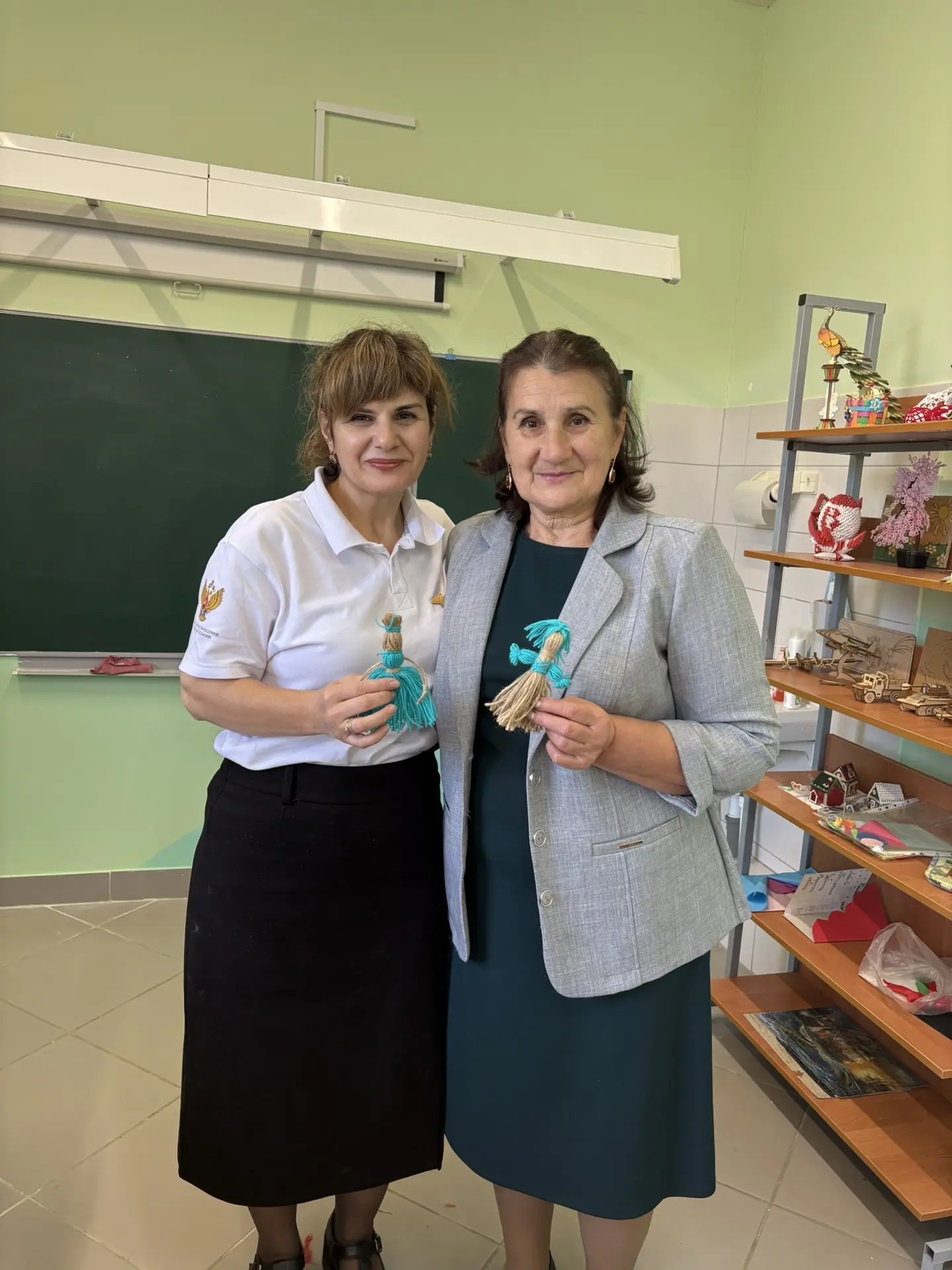 ❤️Золотые руки, доброе сердце: как в нашей школе прошёл День пожилого человека