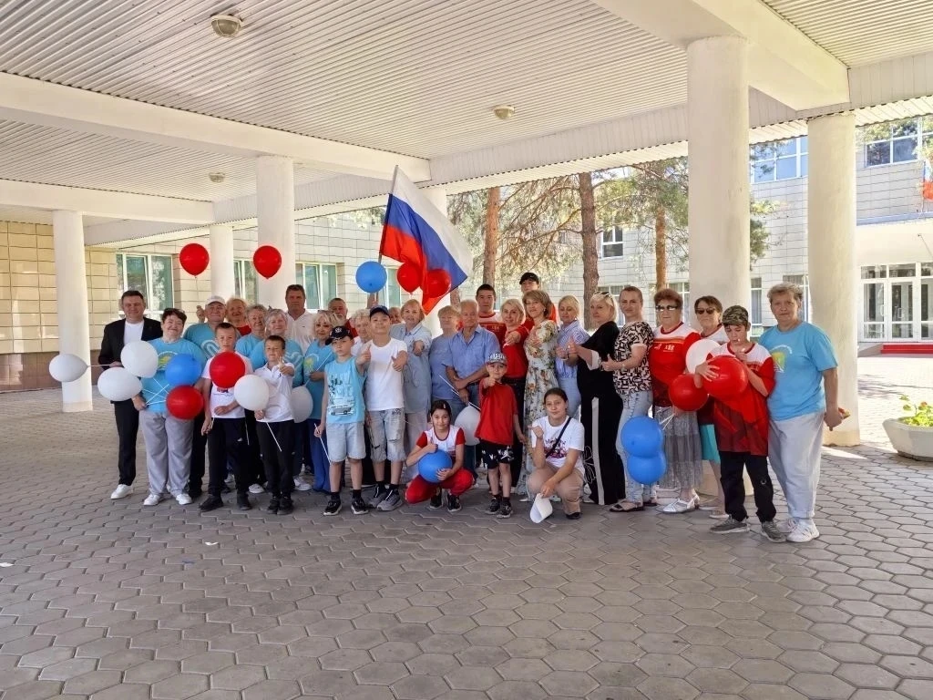 🇷🇺 В Оренбурге стало доброй традицией проводить мероприятия, посвящённые государственному праздник
