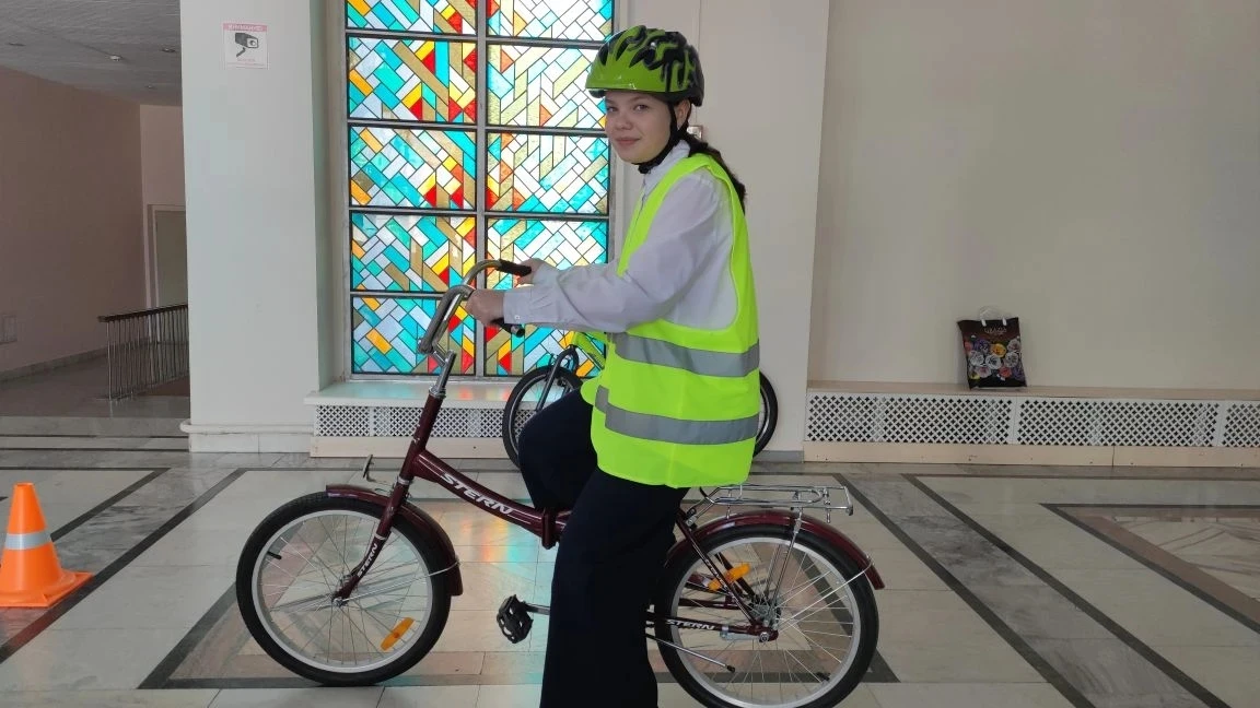 🚴‍♂️ Знания — сила, а безопасность — главный навык!  🍀Отряд ЮИД «Максимус» принял участие во втором 