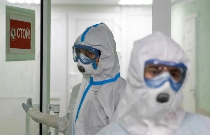 😷В России зафиксирован резкий скачок заболеваемости COVID-19, ОРВИ и гриппом — Роспотр...