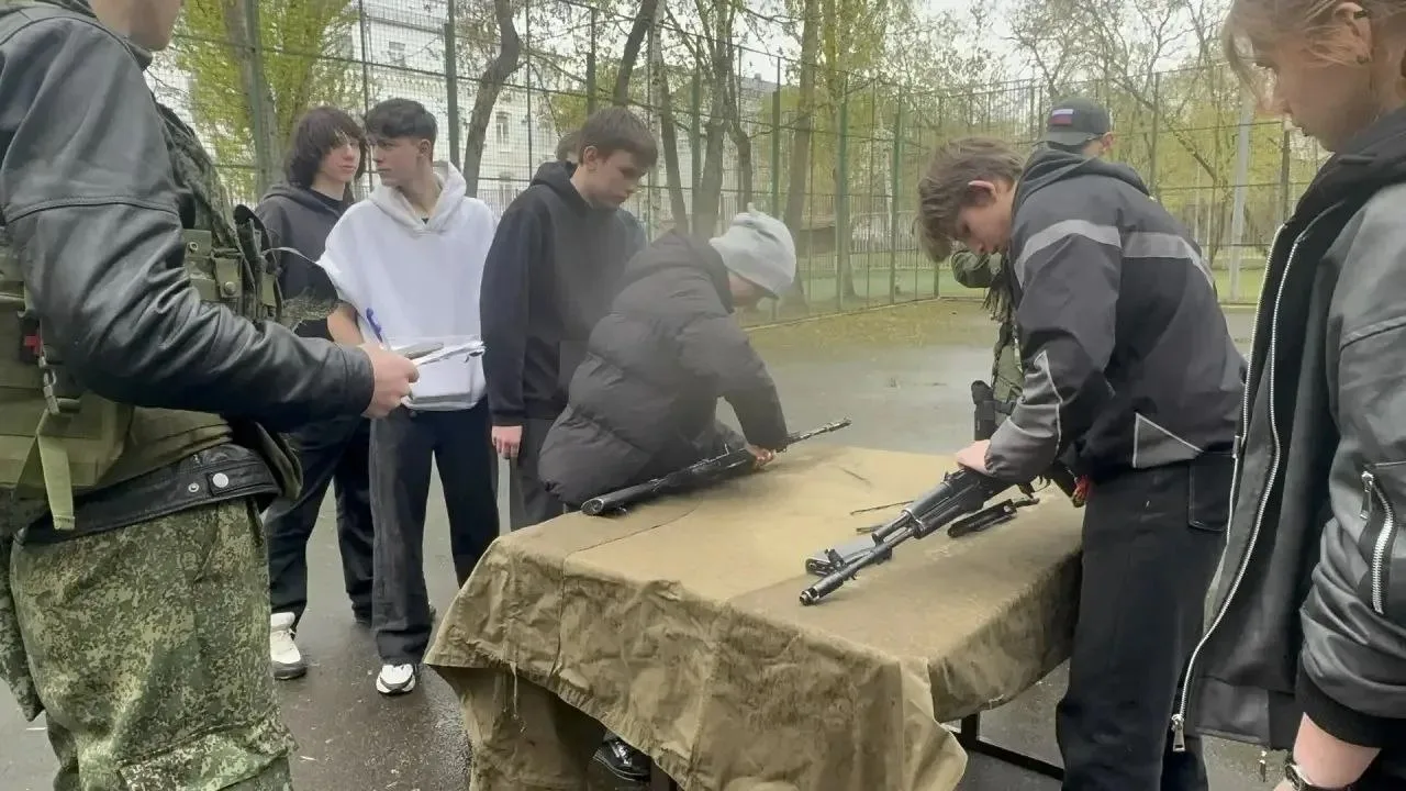 Отряд «Лидер_1375» принял участие в межрайонном этапе военно-патриотической игры «Зарница 2.0». Учас