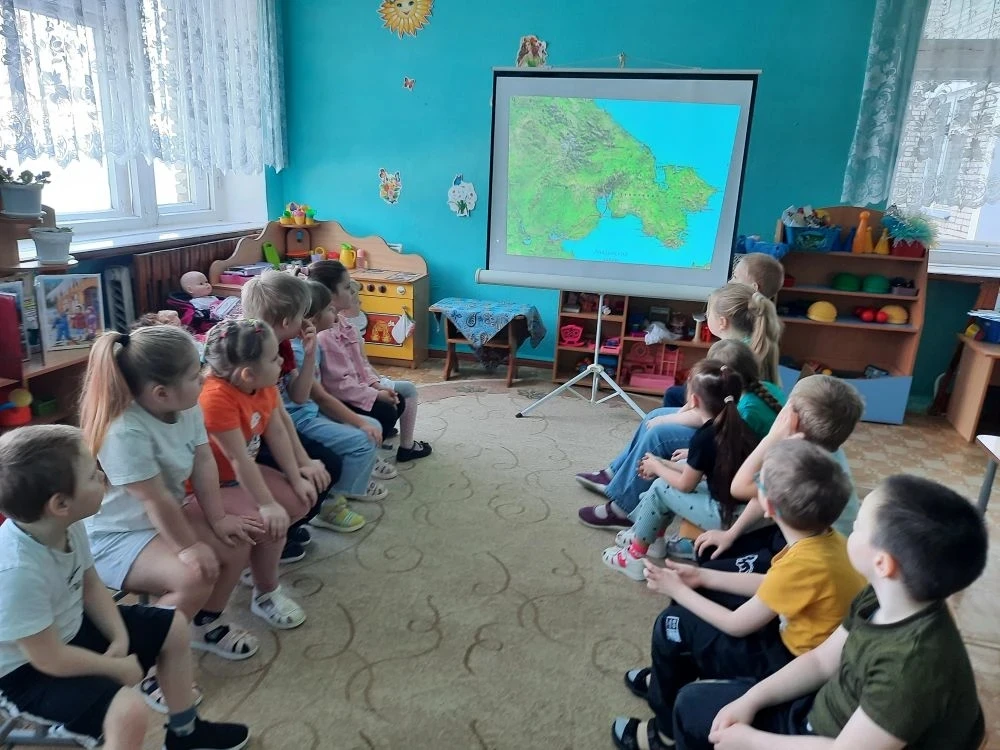 🗓️18 марта наша страна отмечает особую дату — День воссоединения Крыма с Россией. Этот...