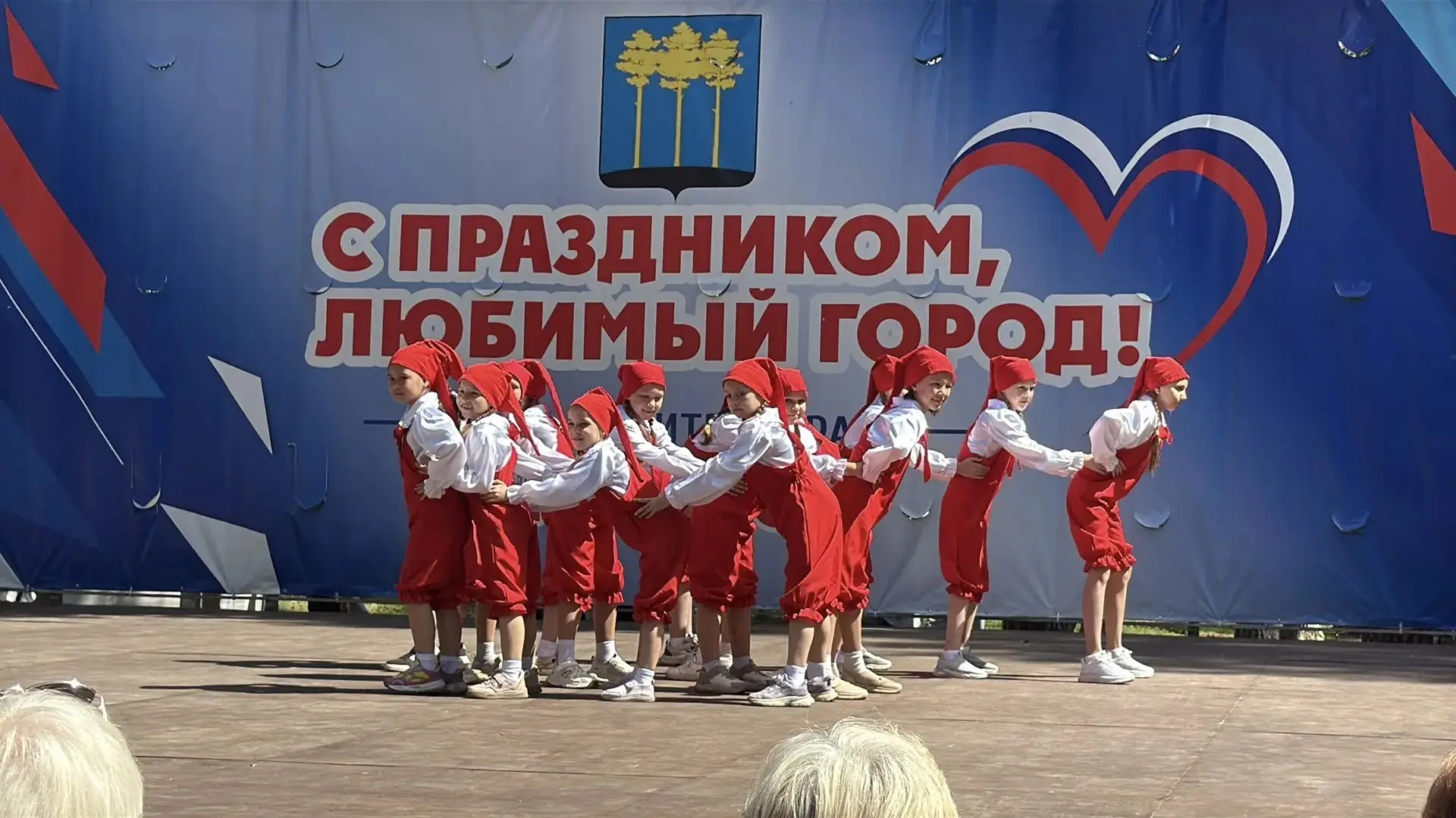 🏙 С ДНЁМ РОССИИ И ДНЁМ ГОРОДА, ЛЮБИМЫЙ ДИМИТРОВГРАД! 🏙🇷🇺

Дорогие наши, любимые земляки, друзья 